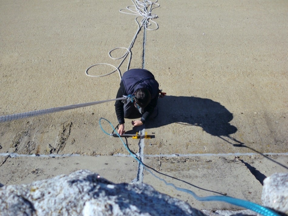 Installation Of Displacement Transducer